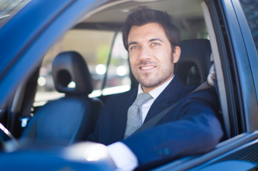 Ondernemer in de auto